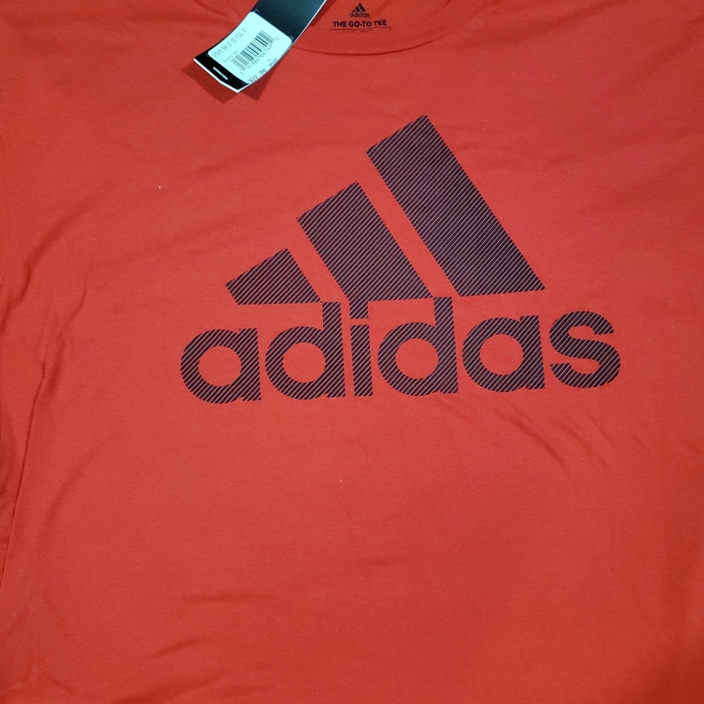 Adidas Men's Red T-shirt Original Size XL